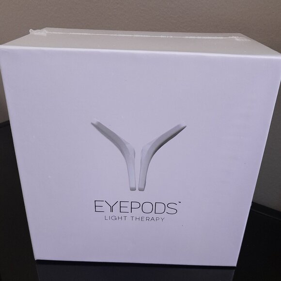 ELEVARE SKIN EYEPODS LIGHT THERAPY BEAUTY DEVICE-REDUCES DARK CIRCLES-NEW-SEALED - Picture 3 of 3